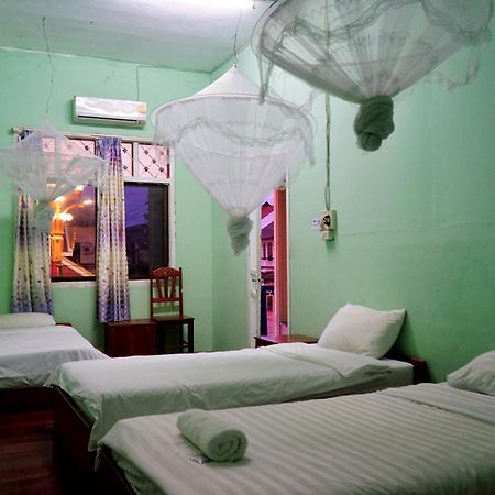 Kfg Guesthouse Thakhek Exterior foto
