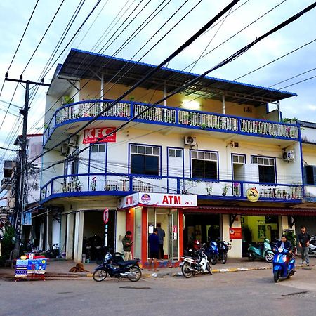 Kfg Guesthouse Thakhek Exterior foto